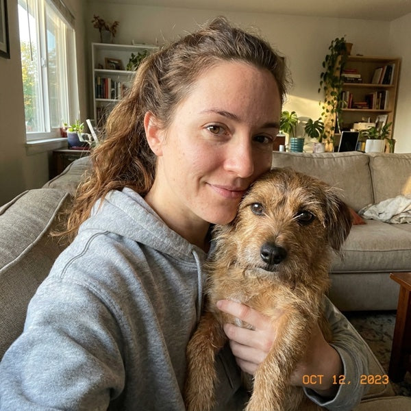 Mariana, 32