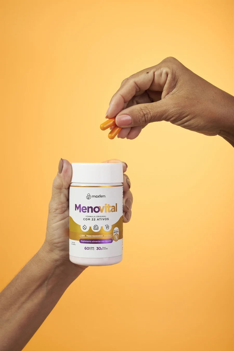 Frasco do Menovital com as cápsulas da porção diária